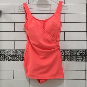 Vintage✨🌟 one piece bright peach swimsuit